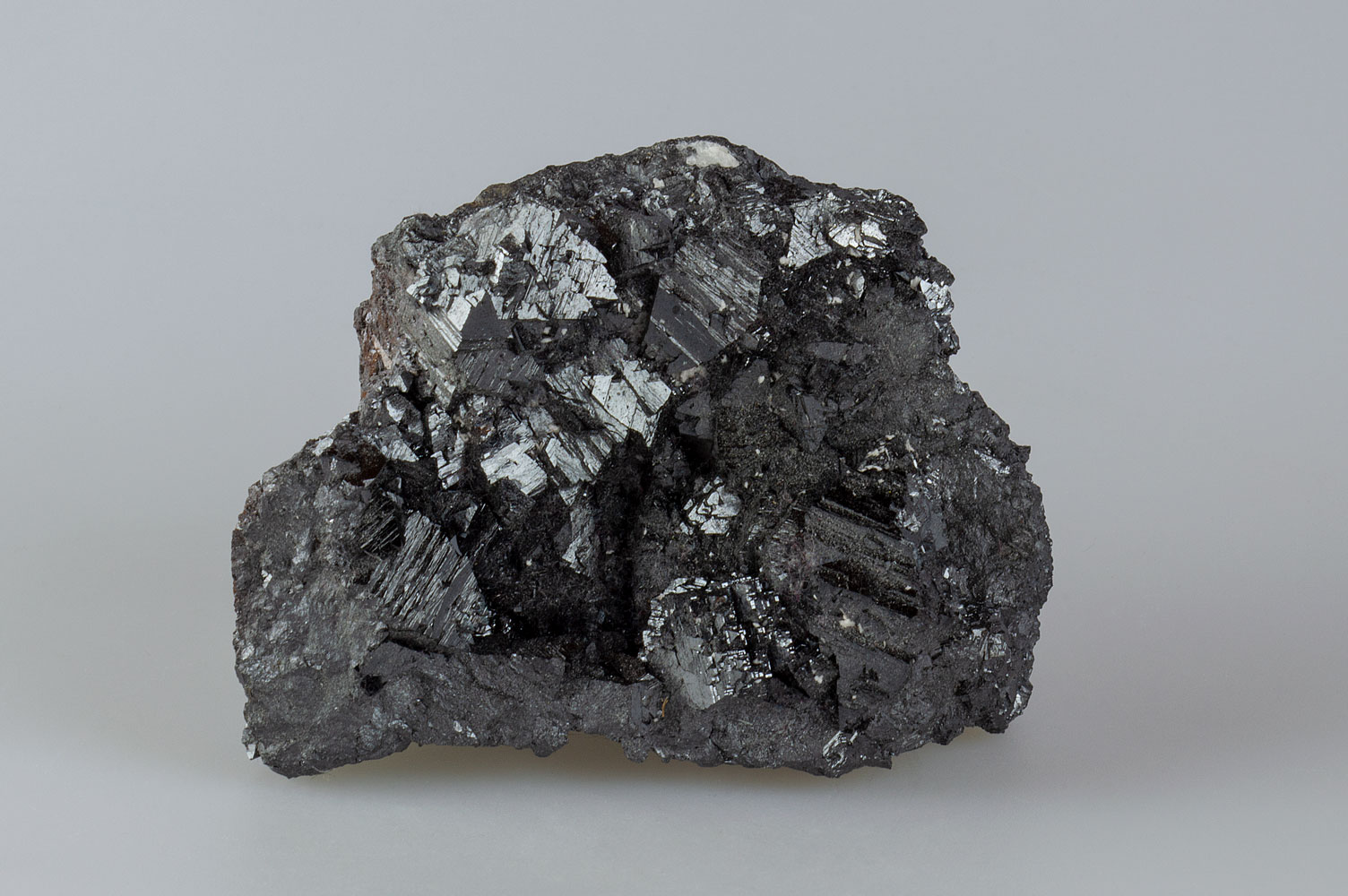 Manganese Oxide Mn2O3 Hausmannite type - Mn2O3